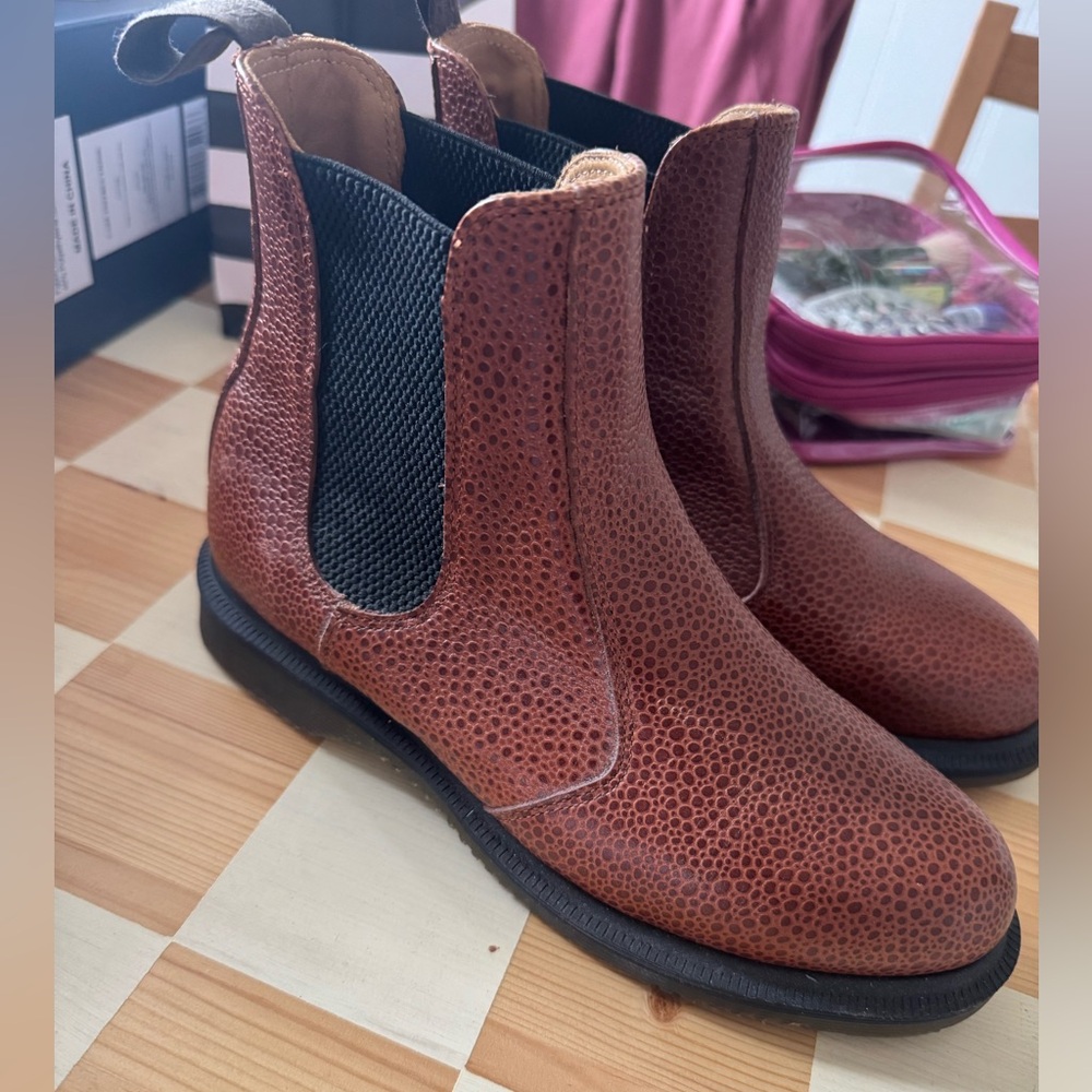 Dr. Martens Chestnut Leather Chelsea Boots - Picture 3 of 7
